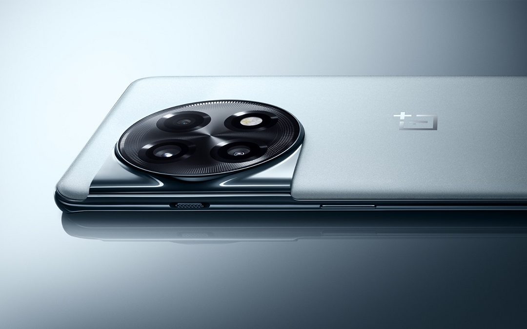 OnePlus Ace 2 Pro el smartphone con 24 GB de RAM y pantalla de 120 Hz