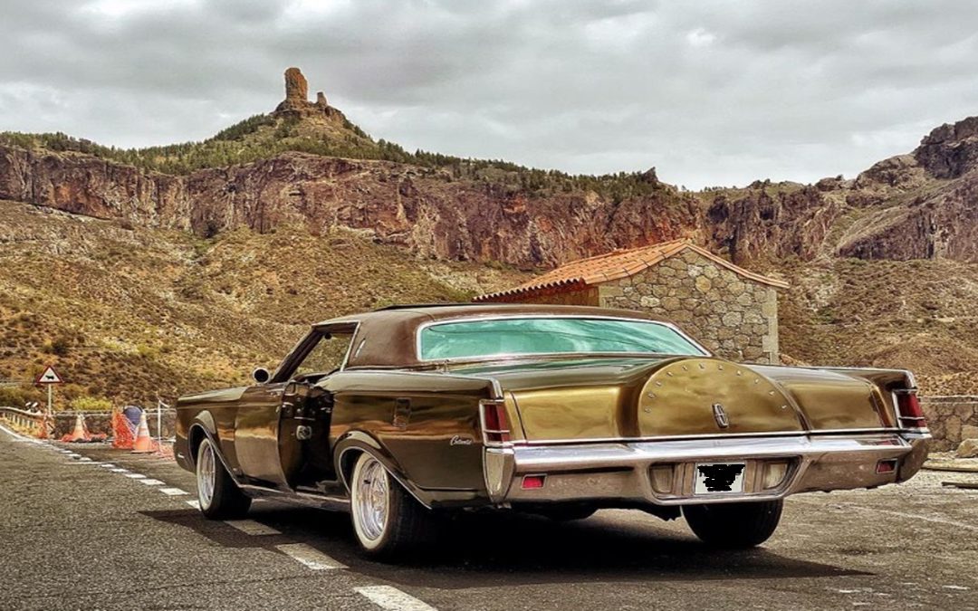 El ford 1971 Lincoln Continental Mark III: un coche de lujo al estilo Rolls-Royce
