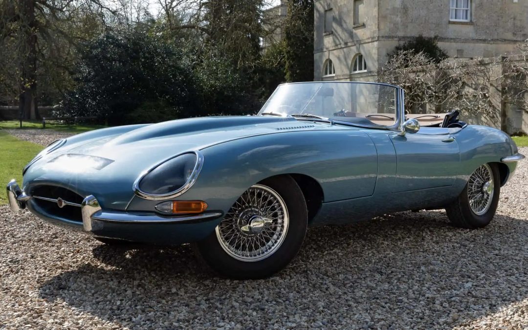 El Jaguar E-Type: Un Ícono de los 60
