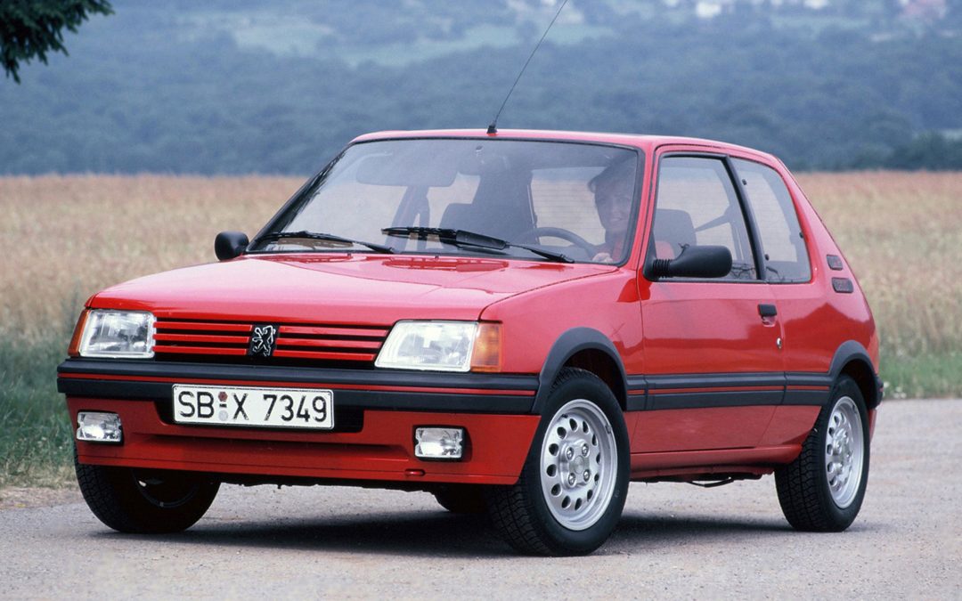 Peugeot 205 GT: Un Clásico que Define una Época